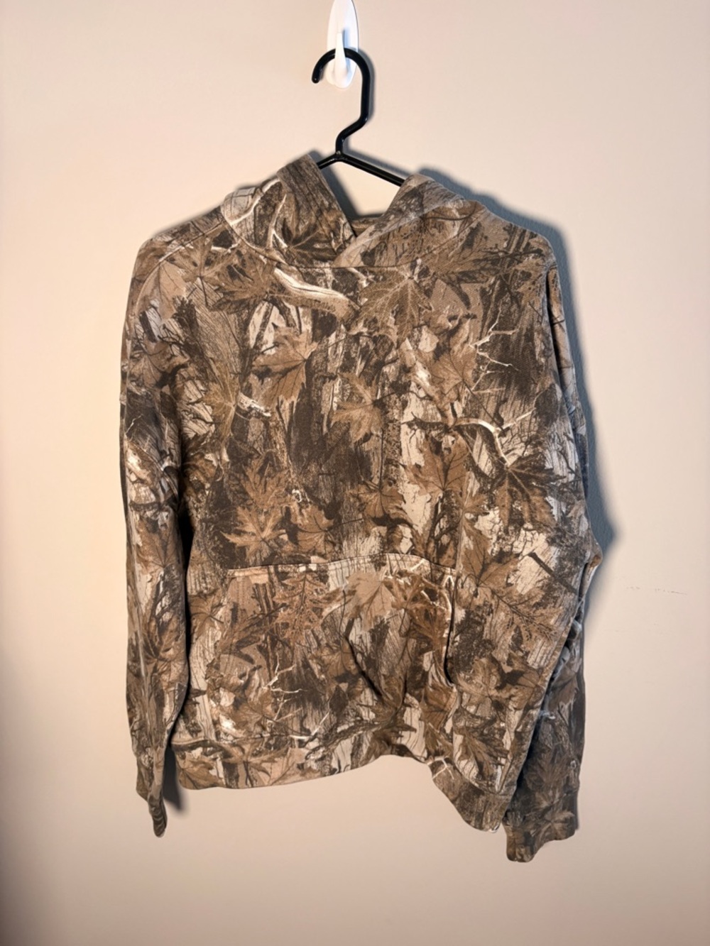 Hollister Leafy Camo Hooded Pullover in Brown and Tan